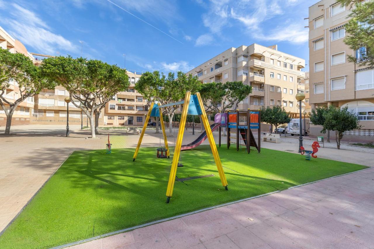 Fidalsa Oh Happy Day Apartment กวาร์ดามาร์เดลเซกูรา ภายนอก รูปภาพ