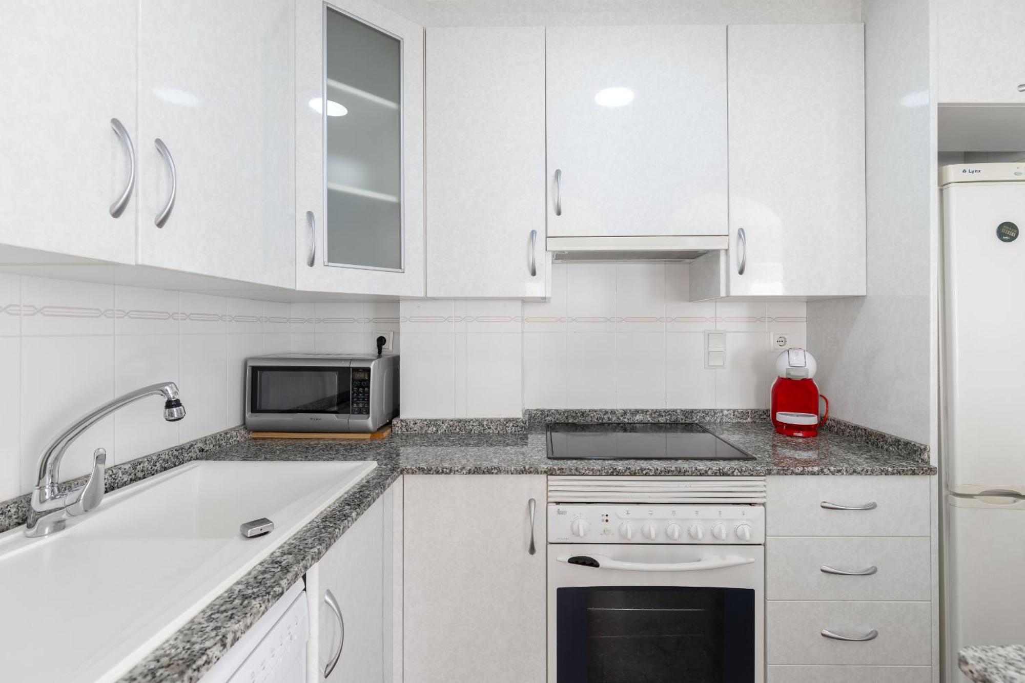 Fidalsa Oh Happy Day Apartment กวาร์ดามาร์เดลเซกูรา ภายนอก รูปภาพ
