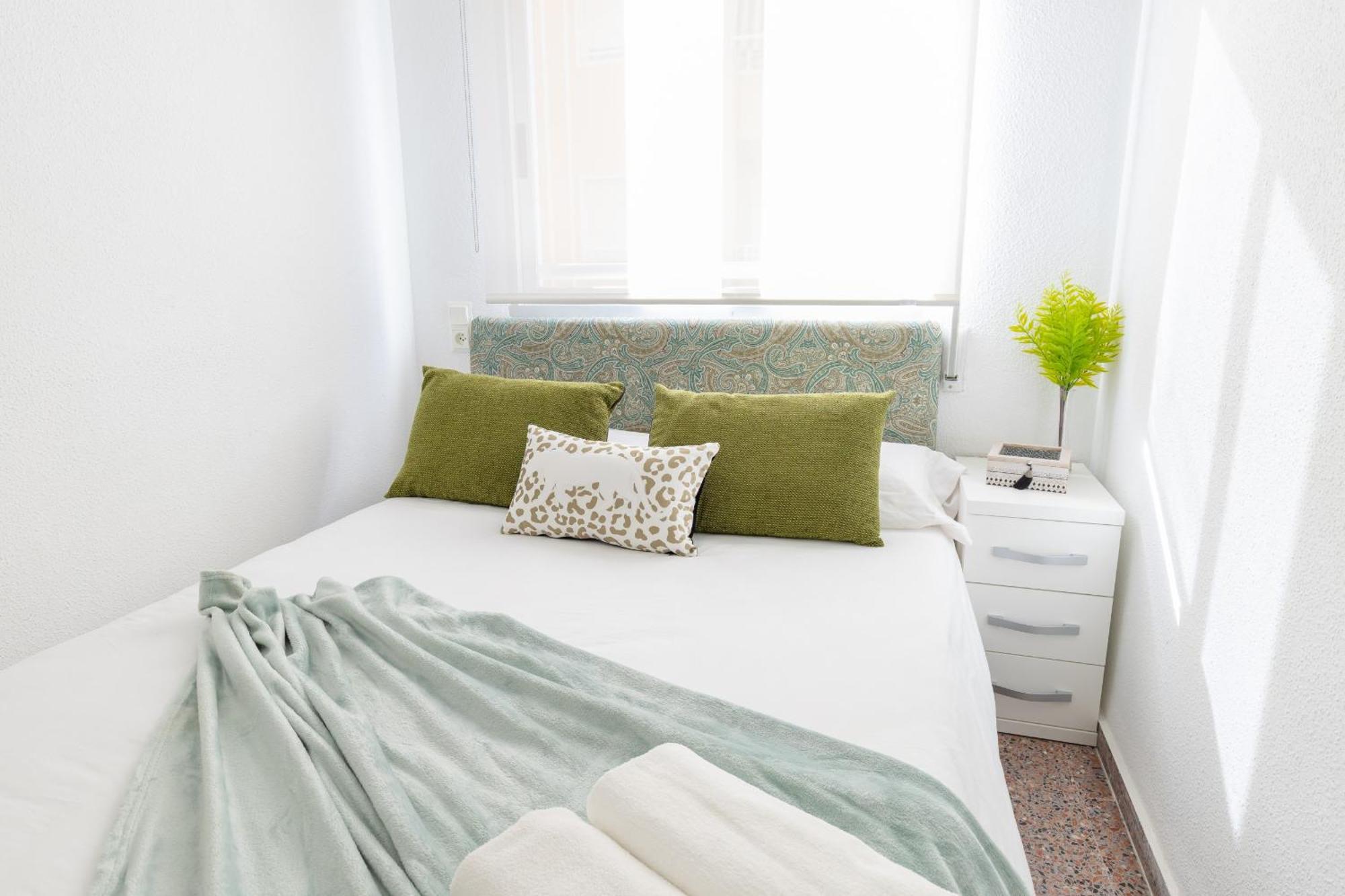 Fidalsa Oh Happy Day Apartment กวาร์ดามาร์เดลเซกูรา ภายนอก รูปภาพ